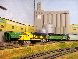 BNSF Local 825 switches Ethanol Plant